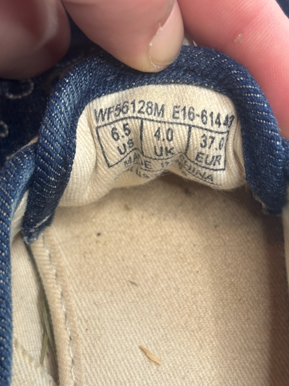 Taylor Swift Blue Denim Heart Embroidered Keds size 6.5 - Picture 3 of 5